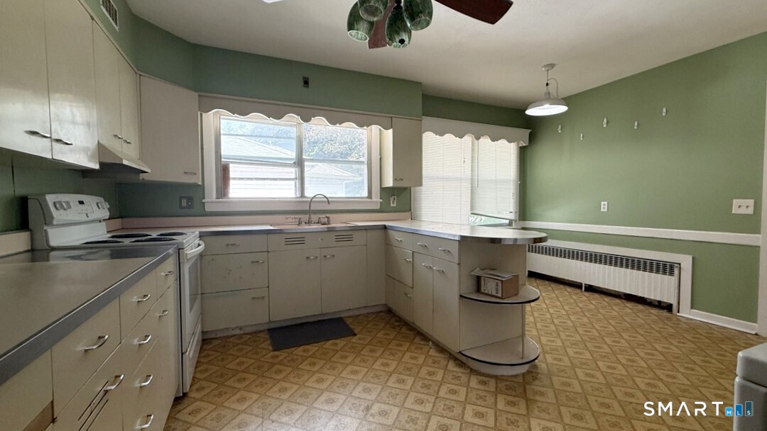 223 High Street Windham, CT 06226 - Photo 13 of 23