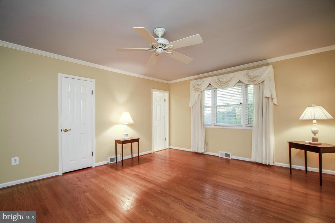 1202 Doves Cove Road Baltimore, MD 21286 - Photo 19 of 30 Master Bedroom