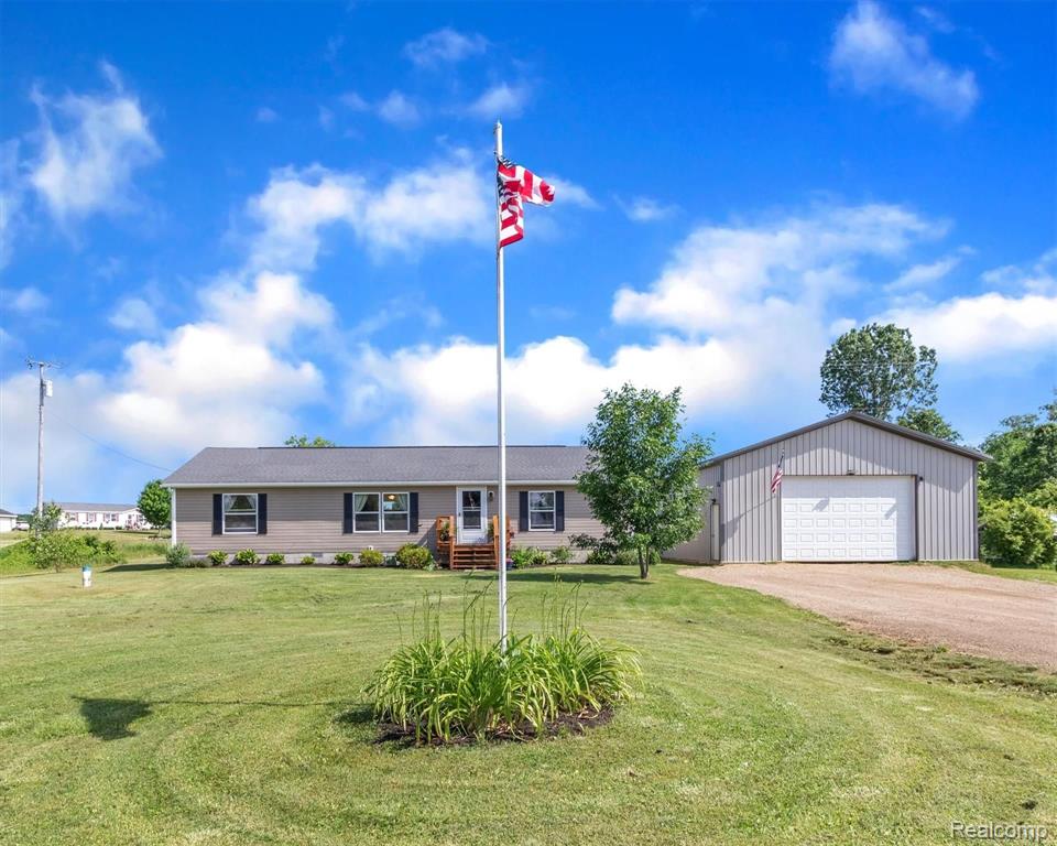 11088 Bell Oak Road Webberville, MI 48892 - Photo 1 of 38