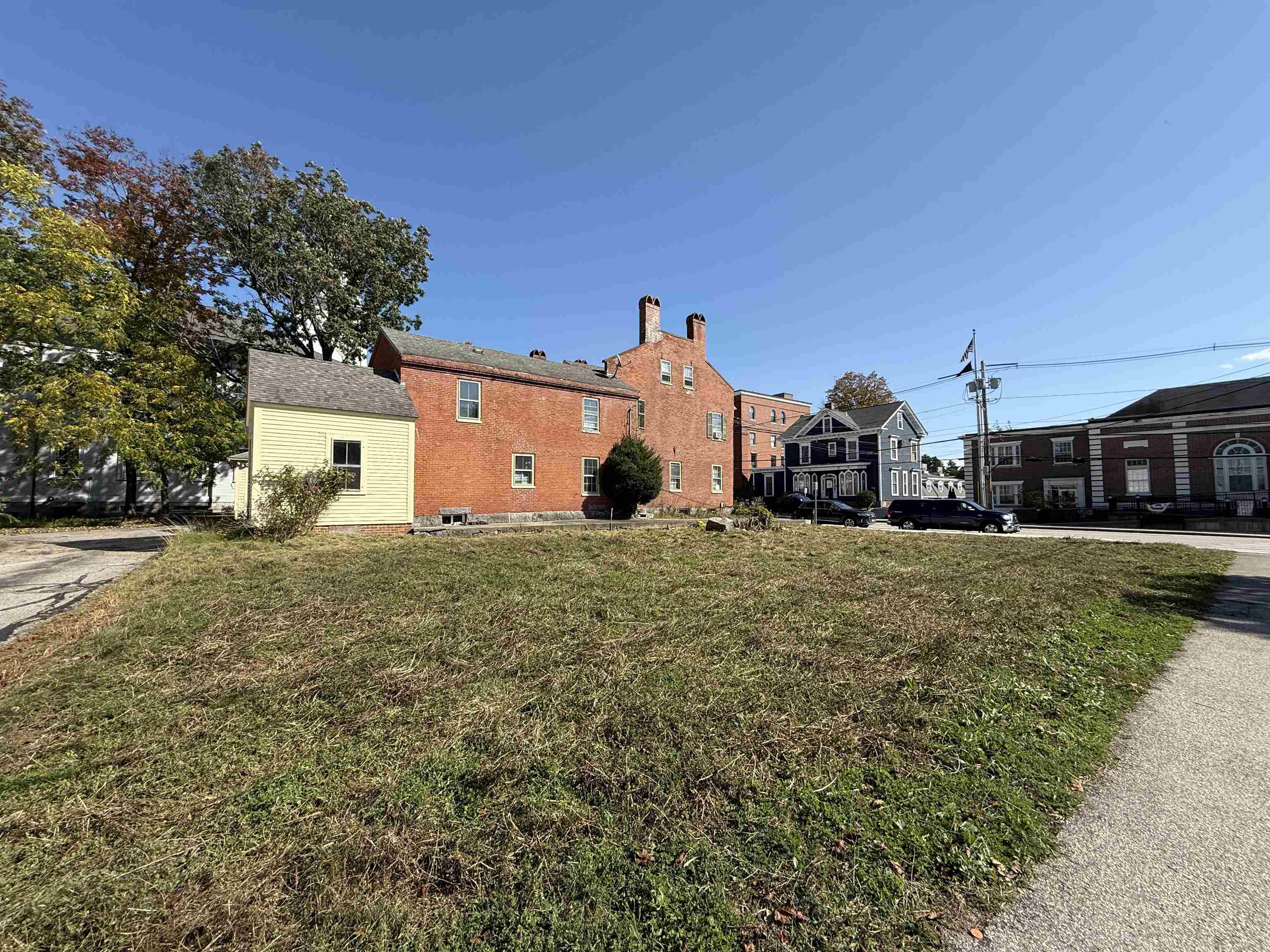 29 Front Street Exeter, NH 03833 - Photo 2 of 5