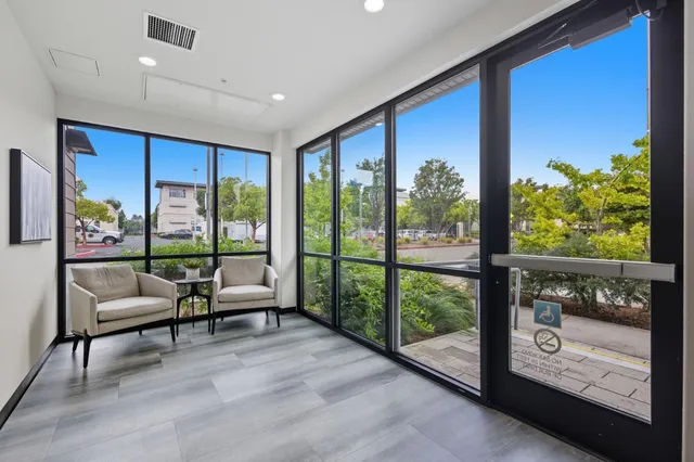 a view of utility room