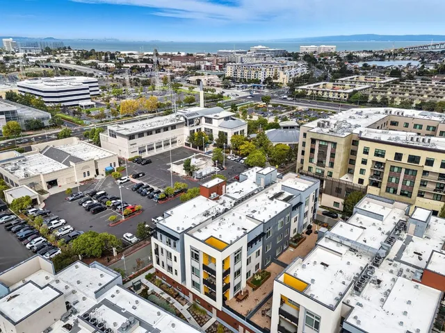 $1,488,000 | 708 Thayer Lane, Unit 404, Foster City, CA 94404