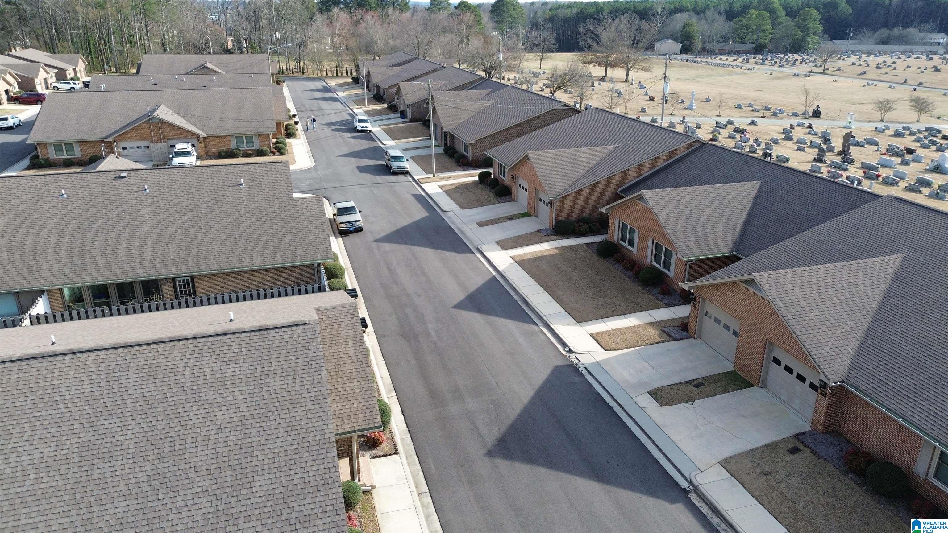 1015 Southwest Edwardian Way, Unit 1015 Cullman, AL 35055 - Photo 40 of 43