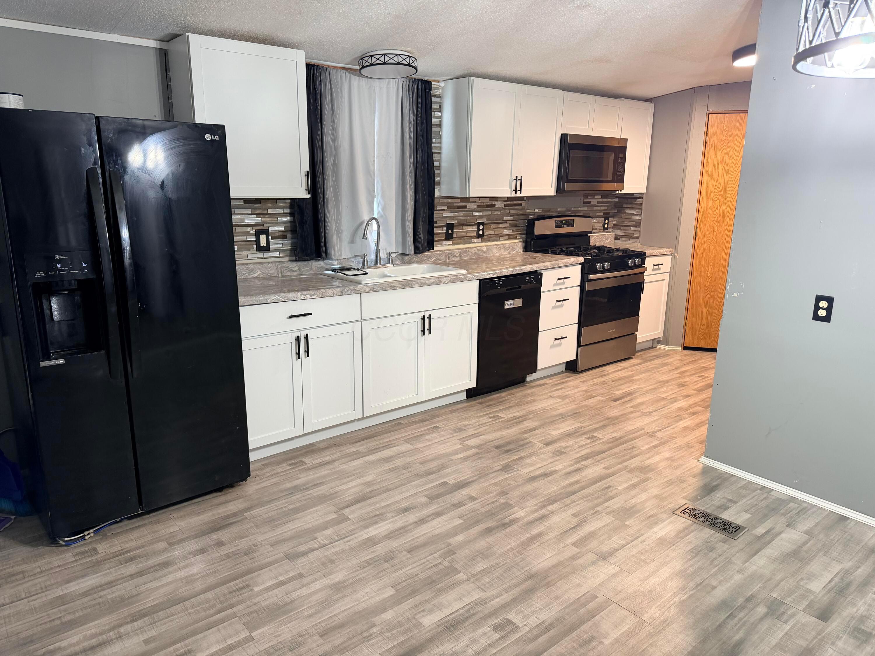2445 Columbus-Lancaster Road Northwest, Unit 315 Lancaster, OH 43130 - Photo 4 of 15