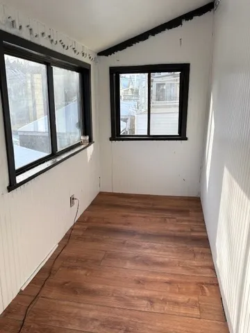 a view of empty room with window
