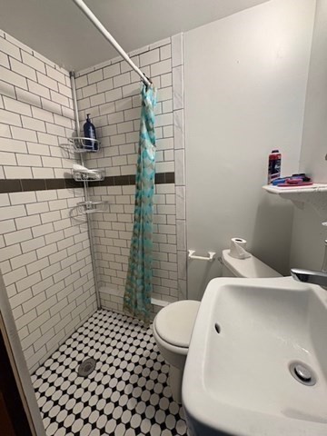 8 Seagrave Road, Unit 2 Cambridge, MA 02140 - Photo 10 of 17