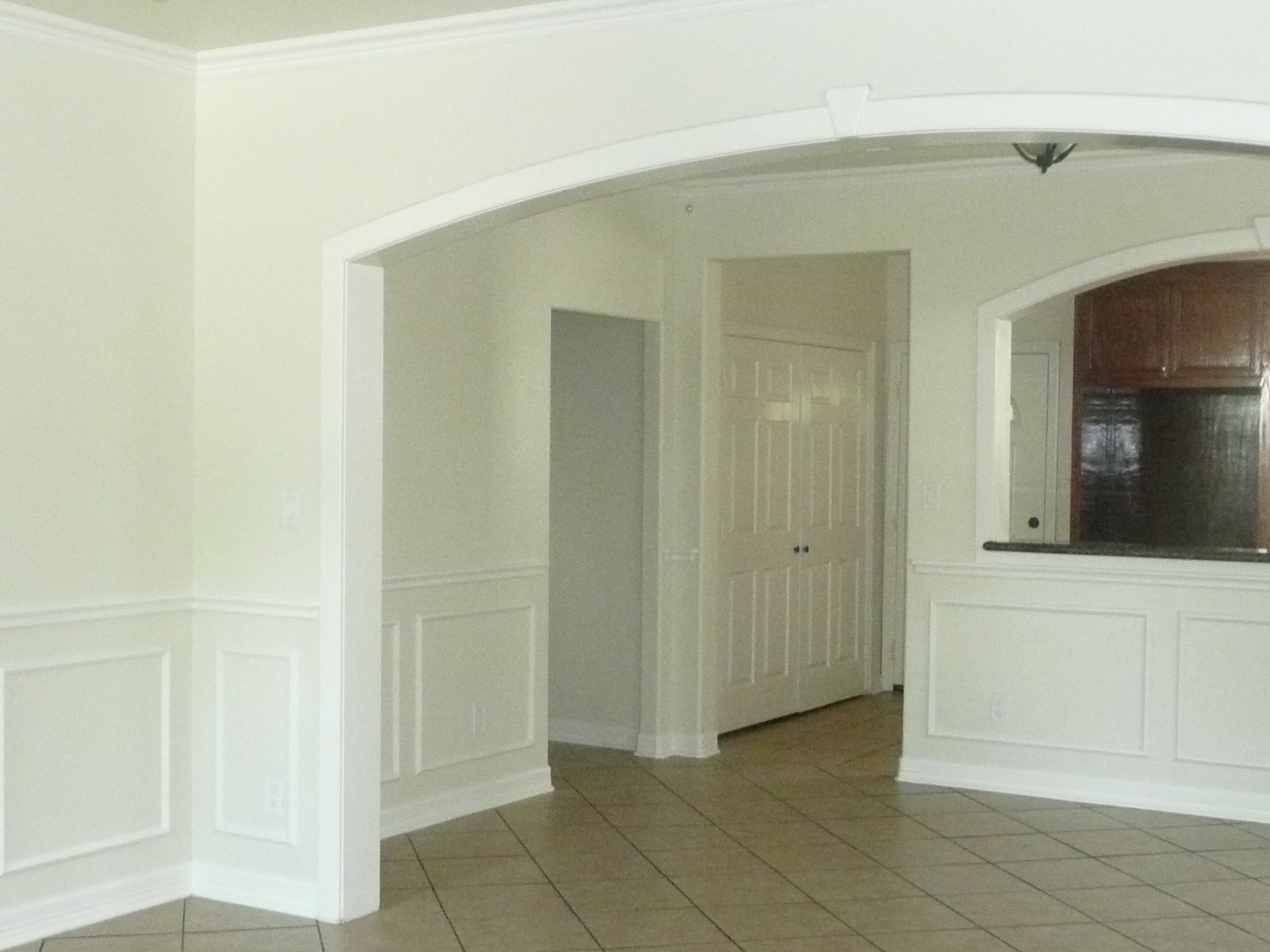 9505 Shoreham Street Houston, TX 77093 - Photo 3 of 13 Living room