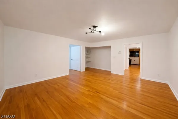 $2,600 | 2755 Morris Avenue, Union, NJ 07083