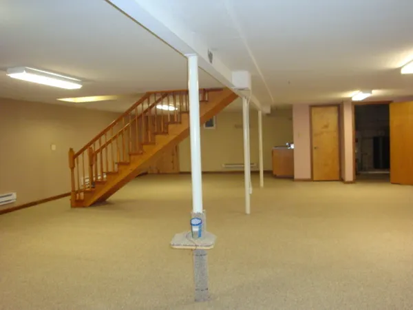 $224,900 | 522 North 3rd Street, Cissna Park, IL 60924