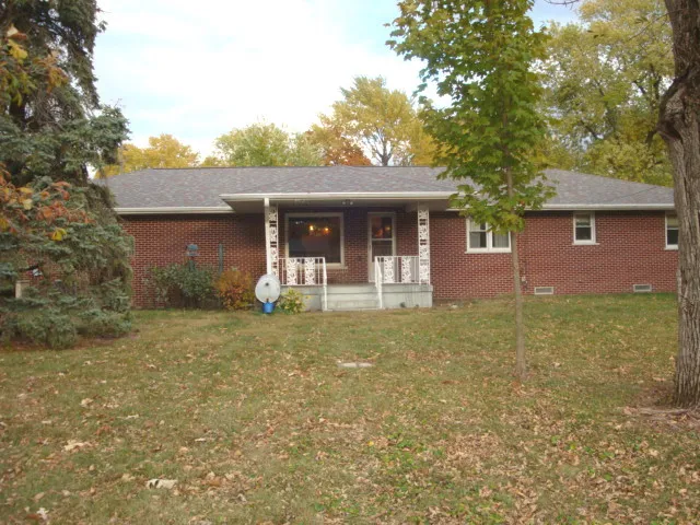 $250,000 | 522 North 3rd Street, Cissna Park, IL 60924