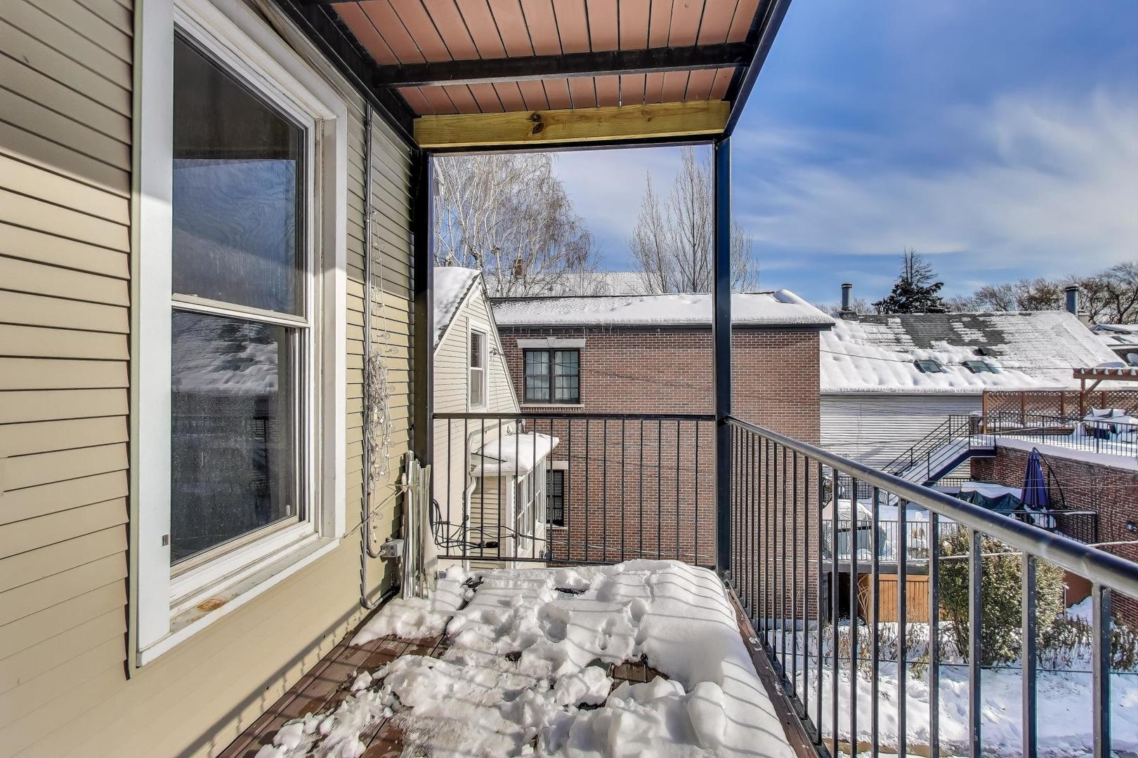 1839 West Henderson Street Chicago, IL 60657 - Photo 12 of 54
