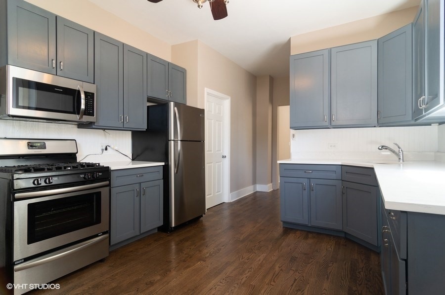 1839 West Henderson Street Chicago, IL 60657 - Photo 16 of 54