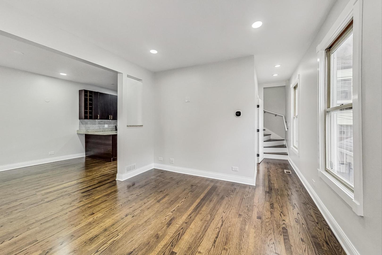1839 West Henderson Street Chicago, IL 60657 - Photo 29 of 54