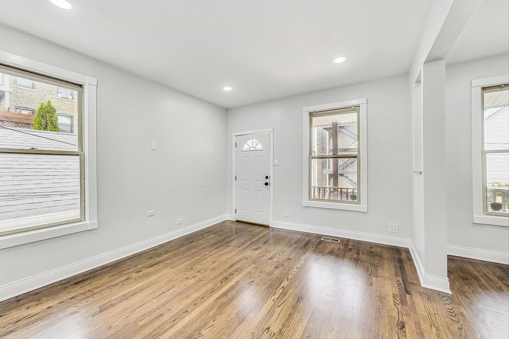 1839 West Henderson Street Chicago, IL 60657 - Photo 31 of 54