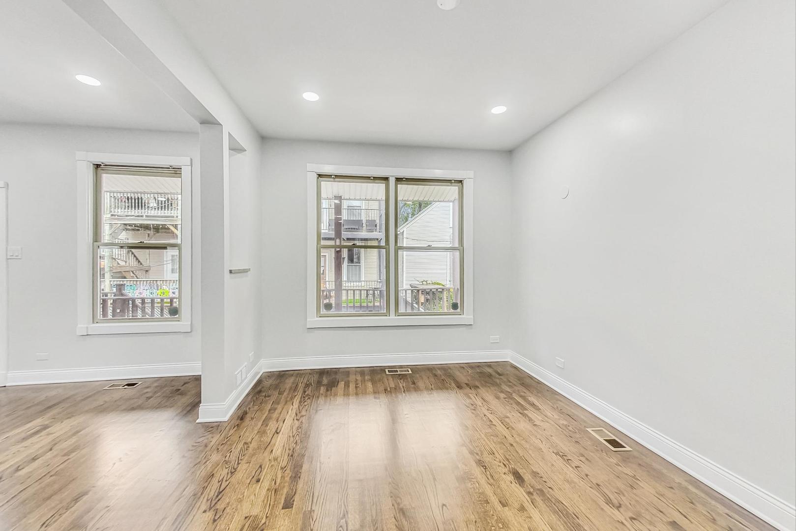 1839 West Henderson Street Chicago, IL 60657 - Photo 34 of 54