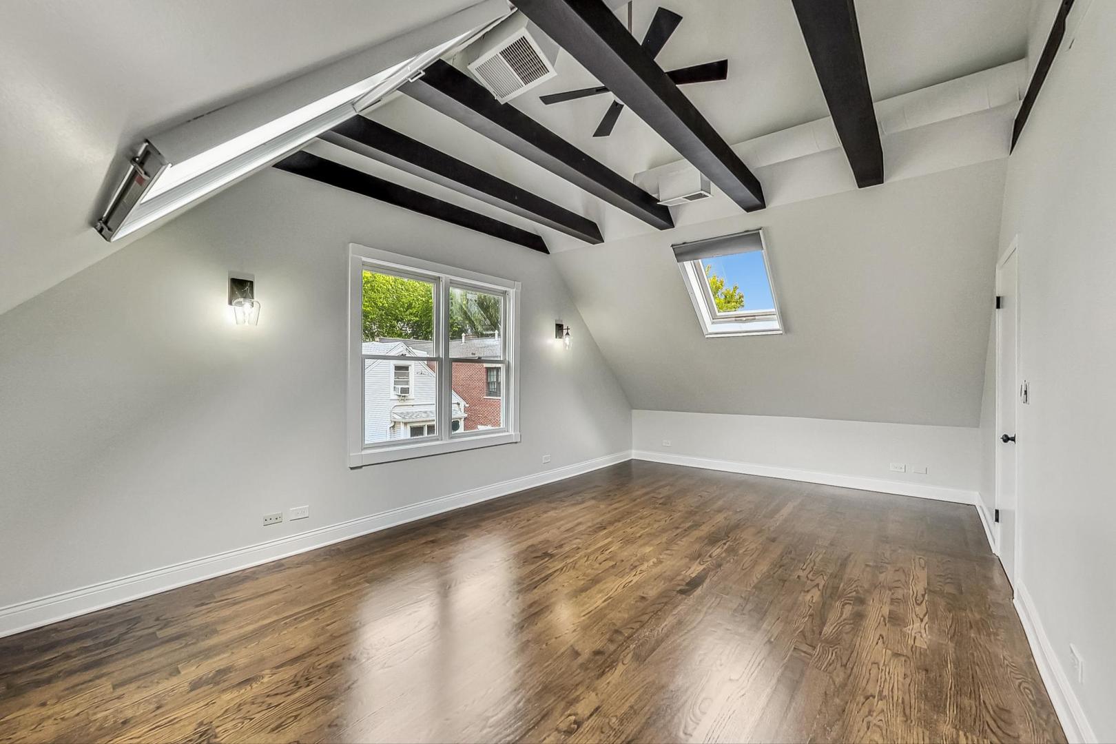 1839 West Henderson Street Chicago, IL 60657 - Photo 44 of 54