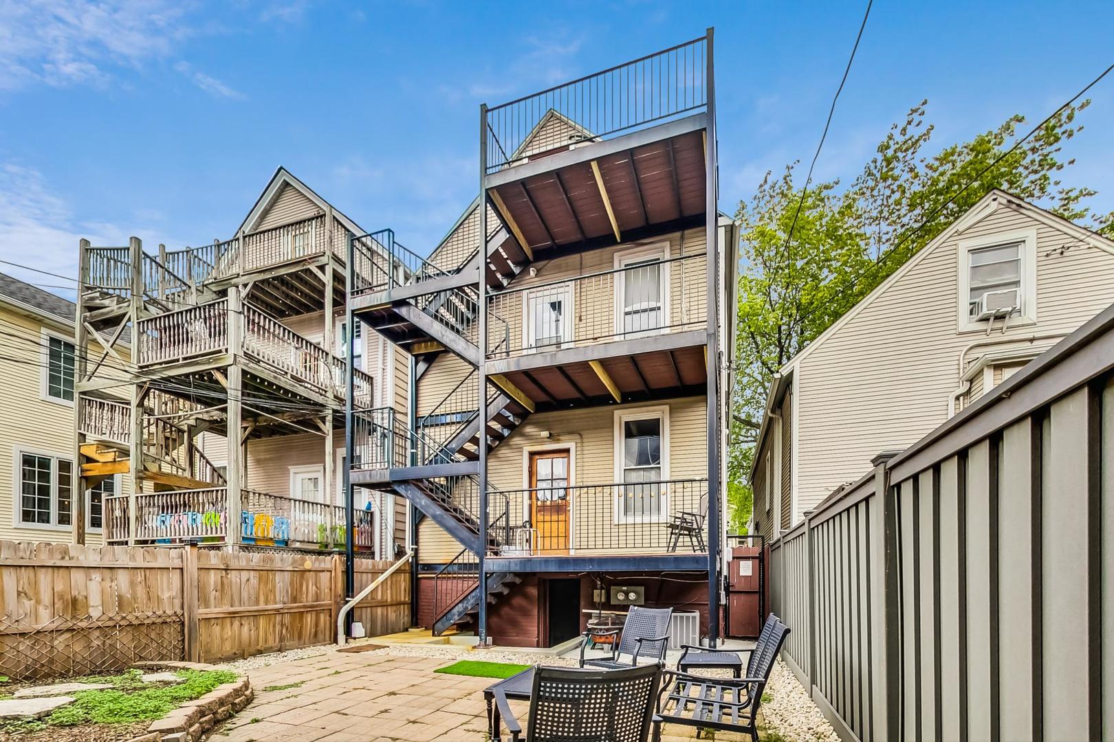 1839 West Henderson Street Chicago, IL 60657 - Photo 52 of 54