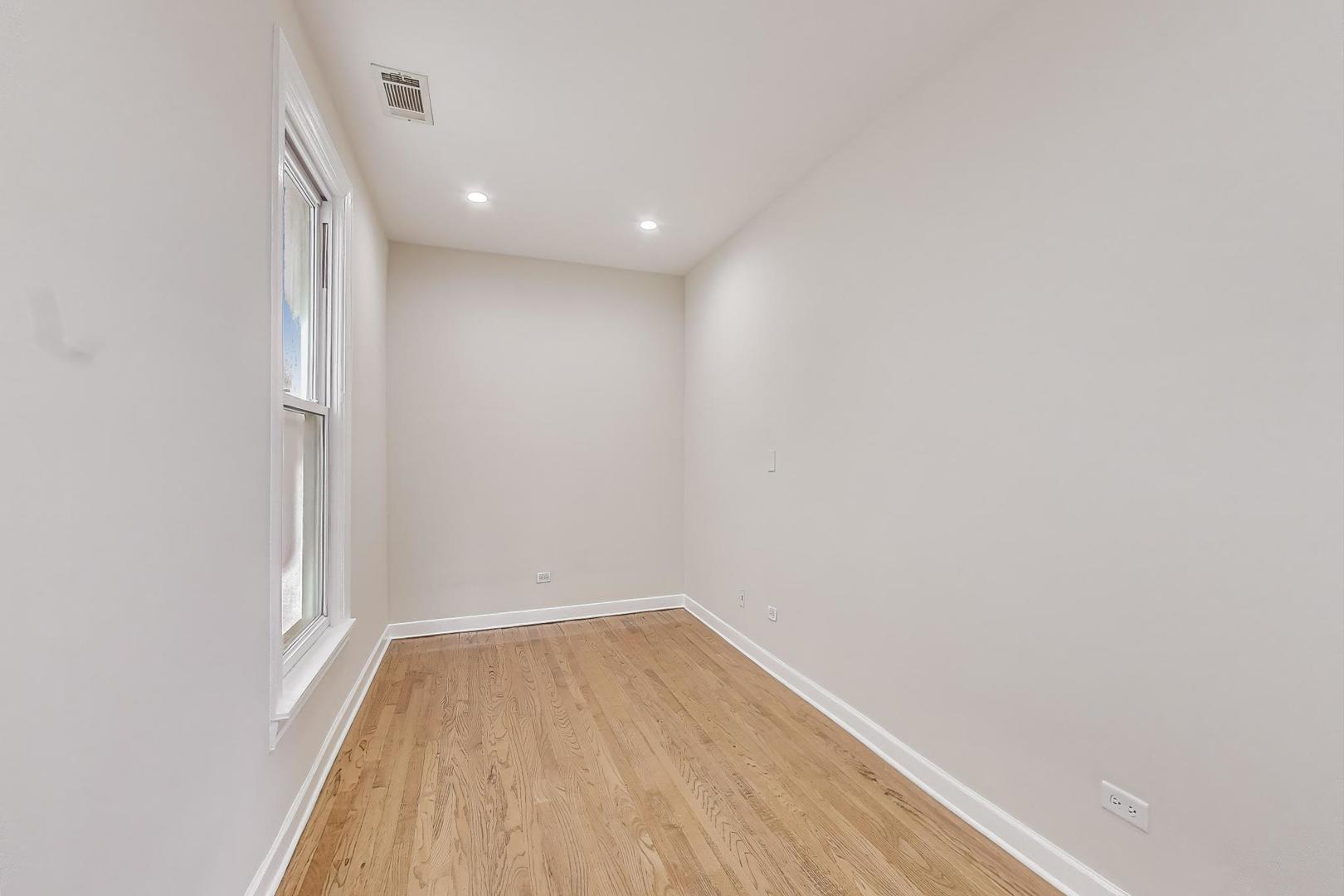 1839 West Henderson Street Chicago, IL 60657 - Photo 10 of 54