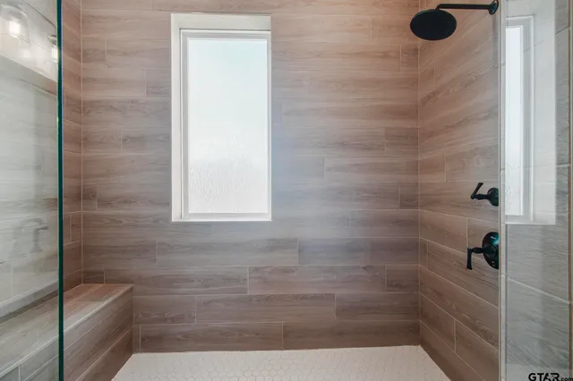 $2,250,000 | 22240 Mallard Cv Court, Bullard, TX 75757