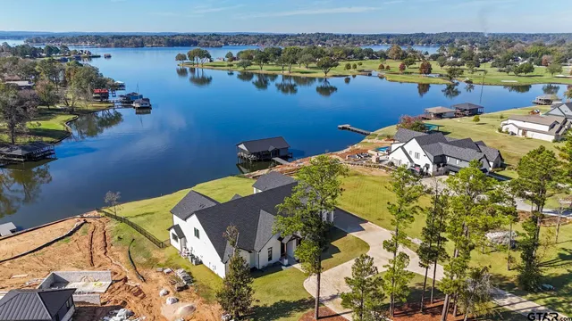 $2,250,000 | 22240 Mallard Cv Court, Bullard, TX 75757