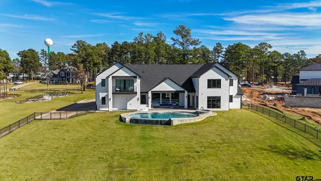$2,250,000 | 22240 Mallard Cv Court, Bullard, TX 75757