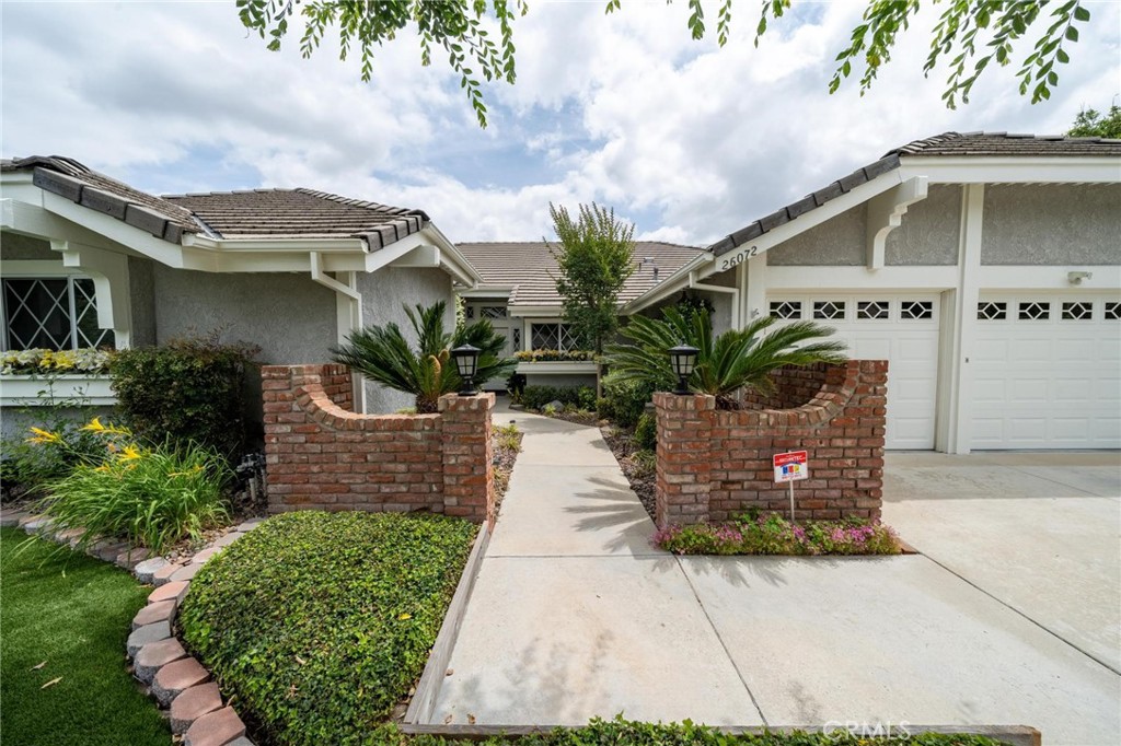 26072 Charing Cross Road Valencia, CA 91355 - Photo 15 of 105