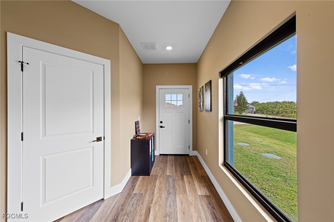 4215 15th Street Southwest Lehigh Acres, FL 33976 - Photo 5 of 50