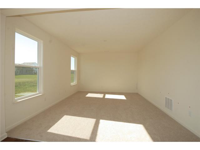 19502 Chip Shot Road Noblesville, IN 46062 - Photo 2 of 9 Gallery Image 2