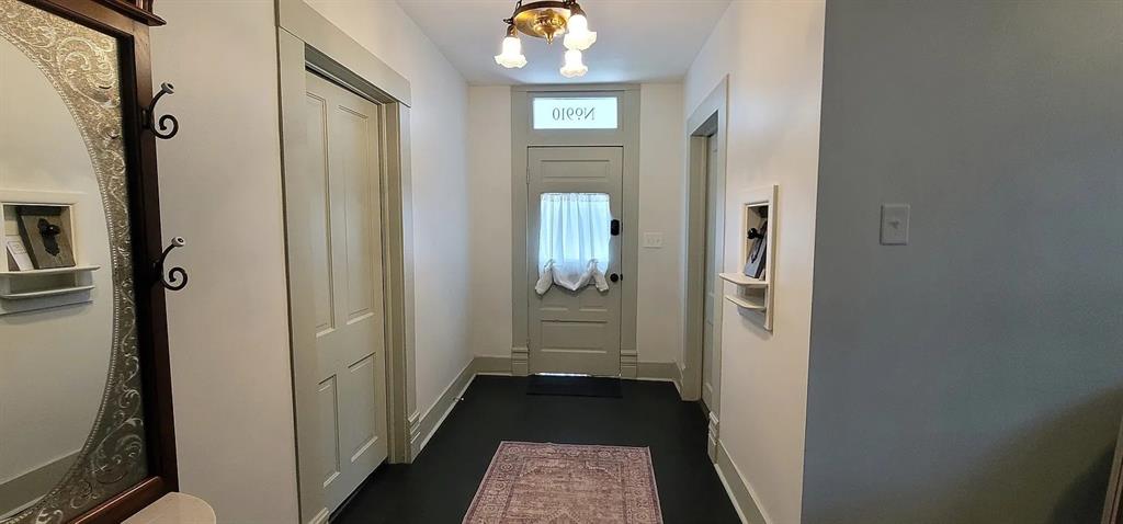 910 Baird Street Cleburne, TX 76033 - Photo 21 of 30