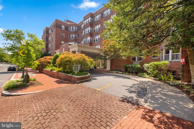 $319,900 | 2500 Q Street Northwest, Unit 410, Washington, DC 20007