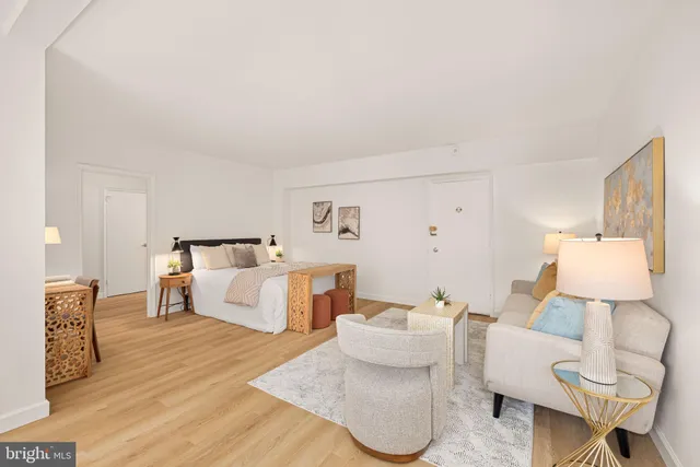 $319,900 | 2500 Q Street Northwest, Unit 410, Washington, DC 20007