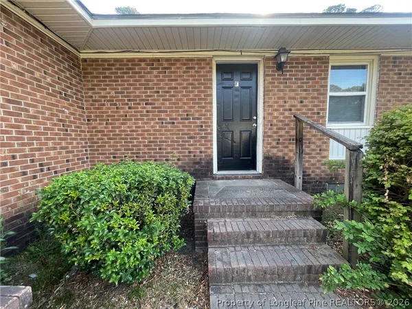 $725 | 4959 G Fieldcrest Drive, Fayetteville, NC 28303