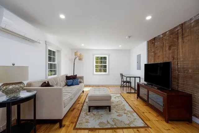 $459,900 | 55 Water Street, Bradford, NH 03221