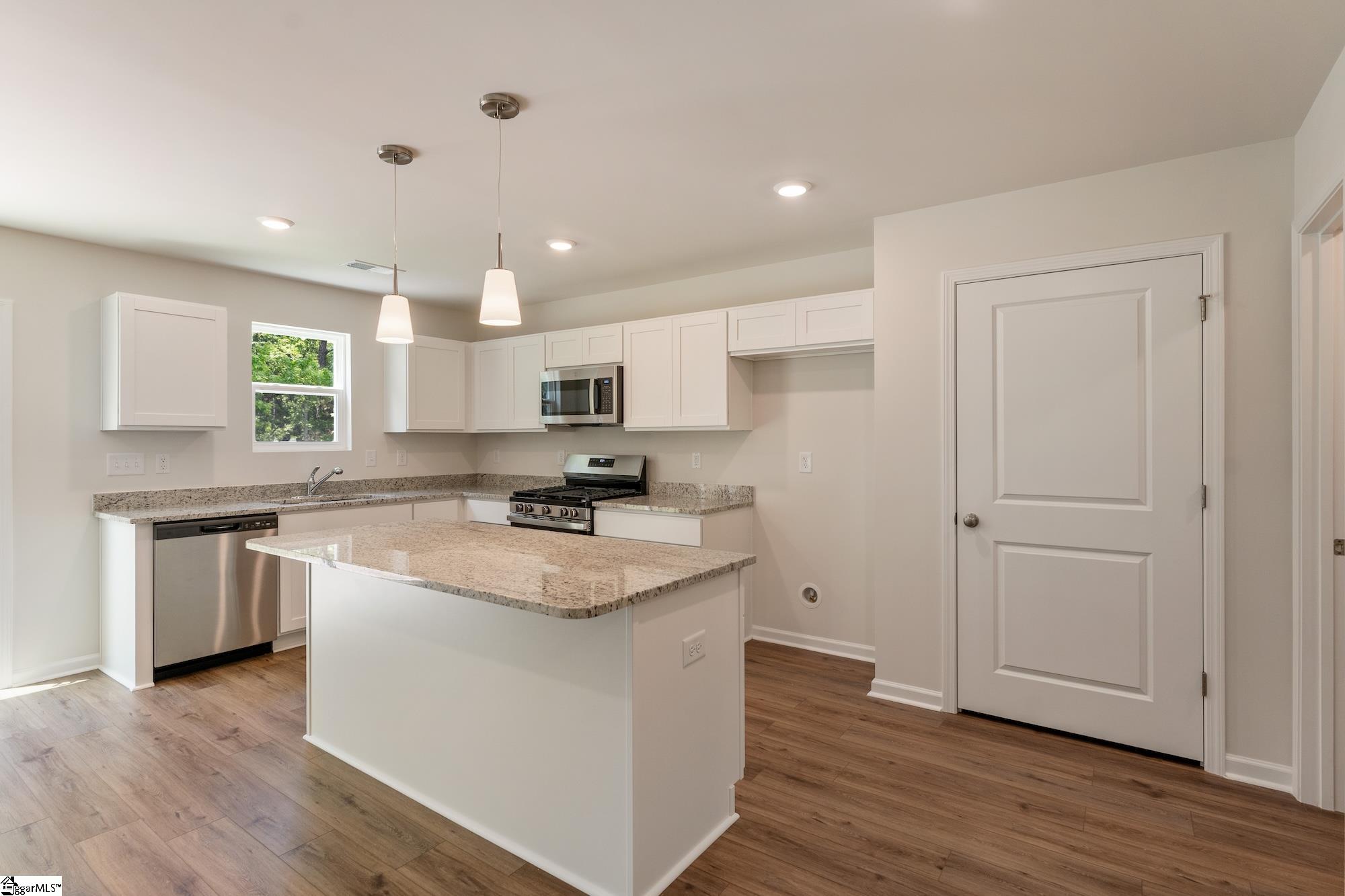 397 Prosperity Lane Moore, SC 29369 - Photo 7 of 28