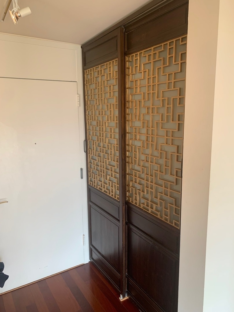 2800 North Lake Shore Drive, Unit 712 Chicago, IL 60657 - Photo 12 of 15 a bathroom with a shower