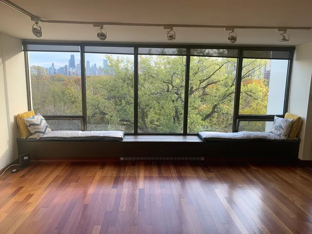 $348,000 | 2800 North Lake Shore Drive, Unit 712, Chicago, IL 60657