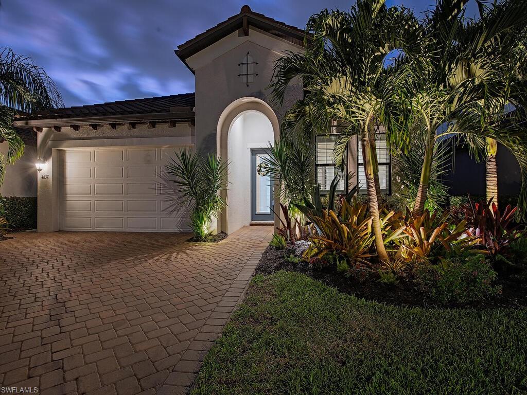 4637 Abaca Circle Naples, FL 34119 - Photo 3 of 29