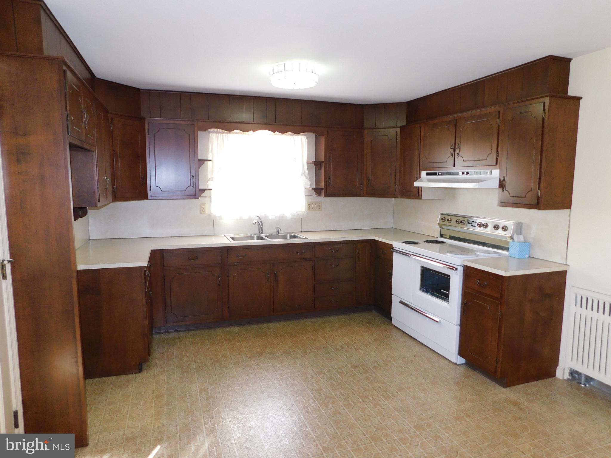 417 East Moyer Road Pottstown, PA 19464 - Photo 28 of 35 Gallery Image 28