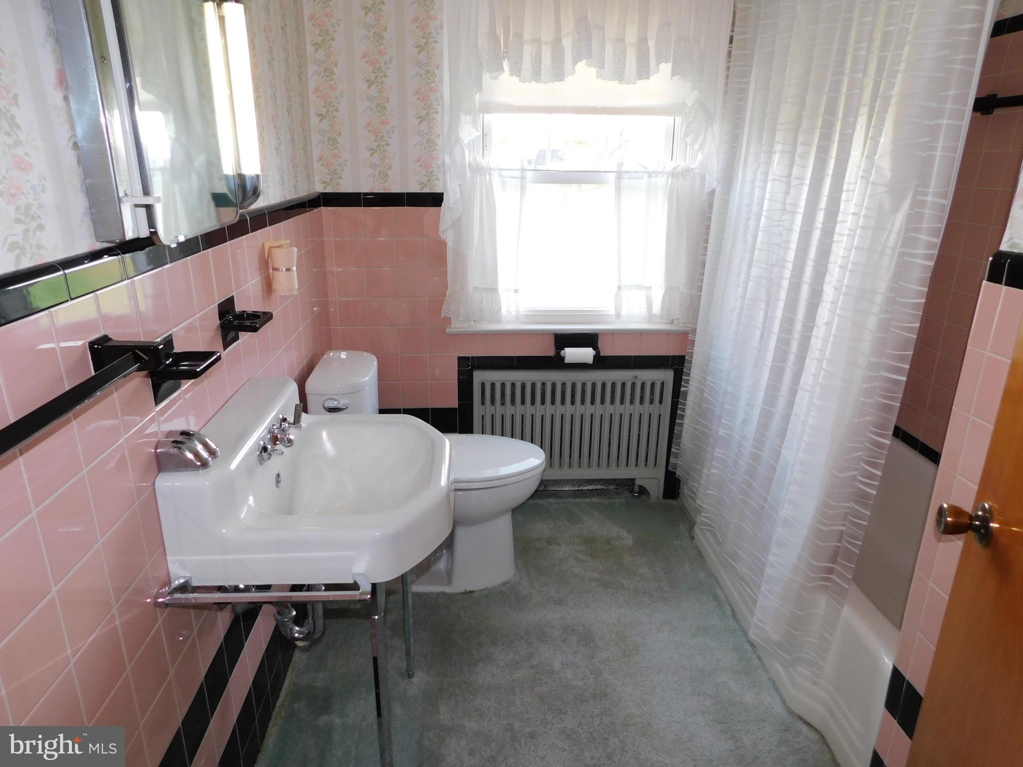 417 East Moyer Road Pottstown, PA 19464 - Photo 9 of 35 Gallery Image 9