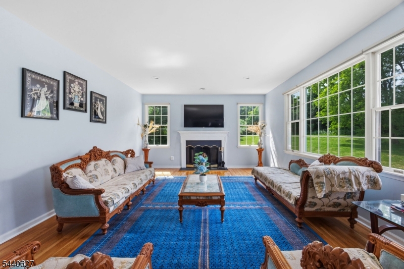 72 Doby Road Randolph, NJ 07945 - Photo 8 of 38