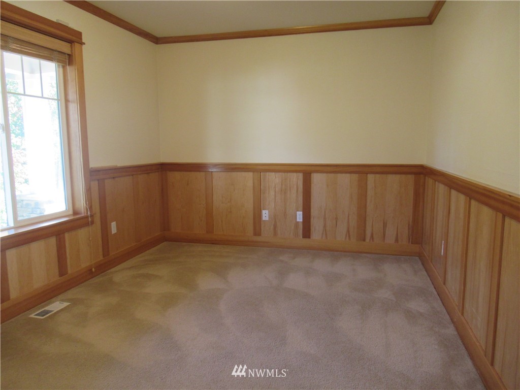 9651 Phillips Road Southeast Port Orchard, WA 98367 - Photo 8 of 19 Gallery Image 8