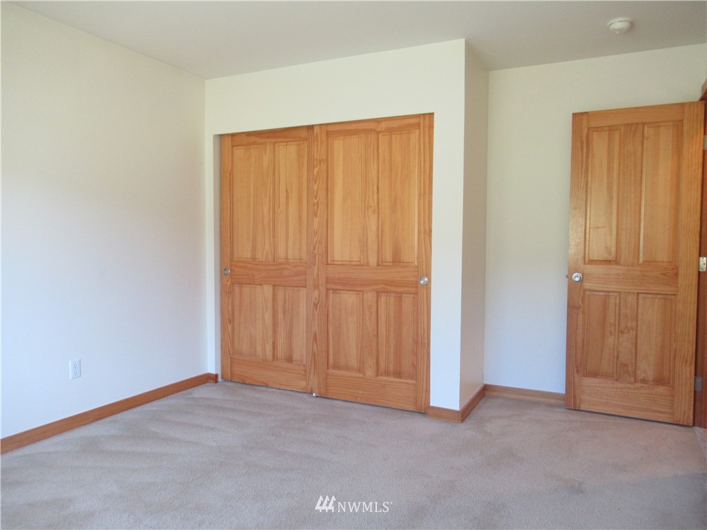 9651 Phillips Road Southeast Port Orchard, WA 98367 - Photo 10 of 19 Gallery Image 10