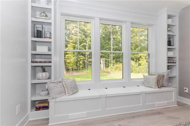 $897,600 | 8745 Gaskin Road, Clay, NY 13041