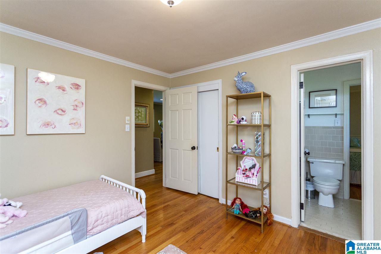 2025 Hickory Road Birmingham, AL 35216 - Photo 32 of 45
