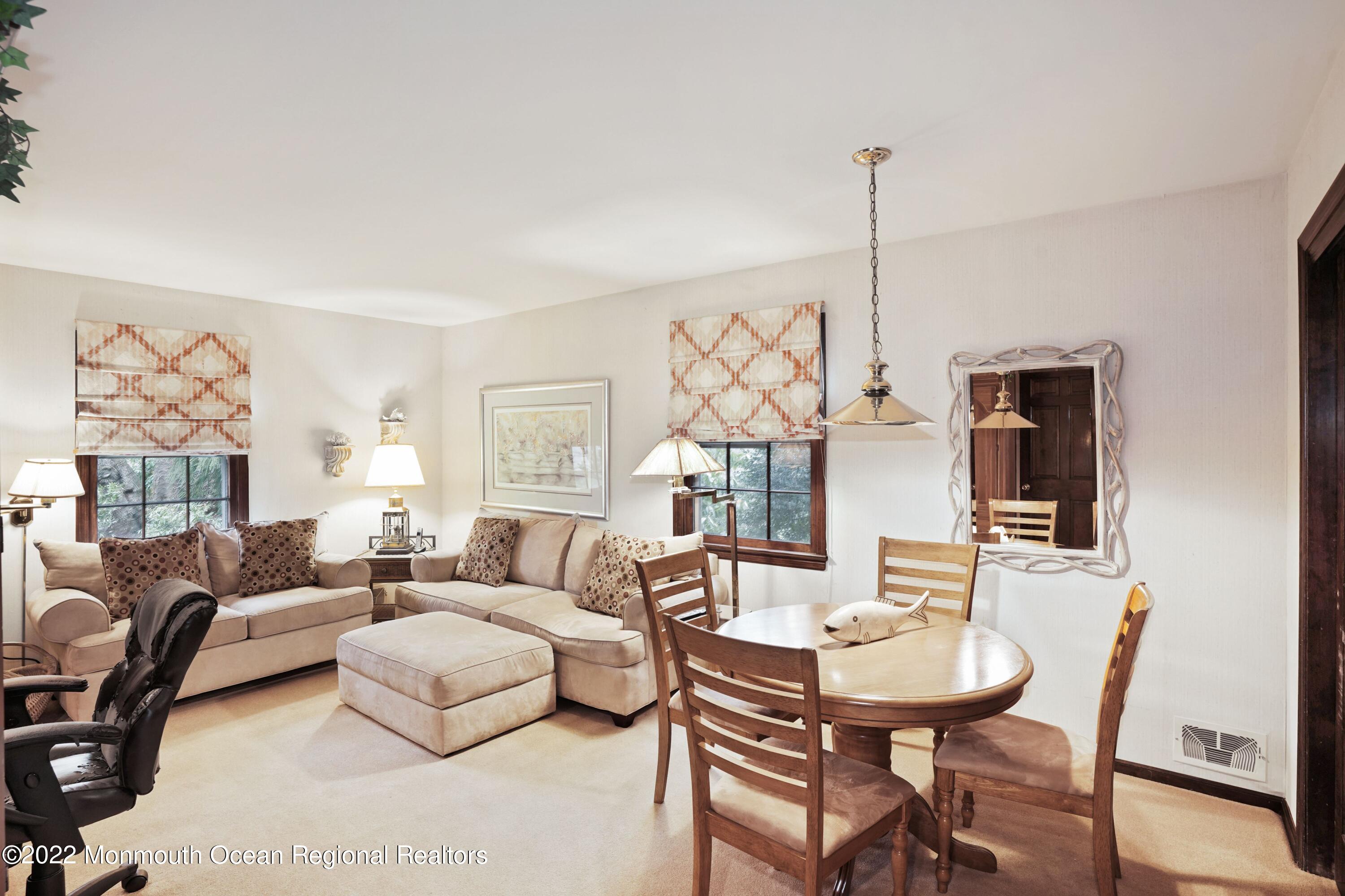 161 Hillyer Circle Middletown, NJ 07748 - Photo 28 of 64 0728CE0A-16CB-420B-A883-874B99E5B29D