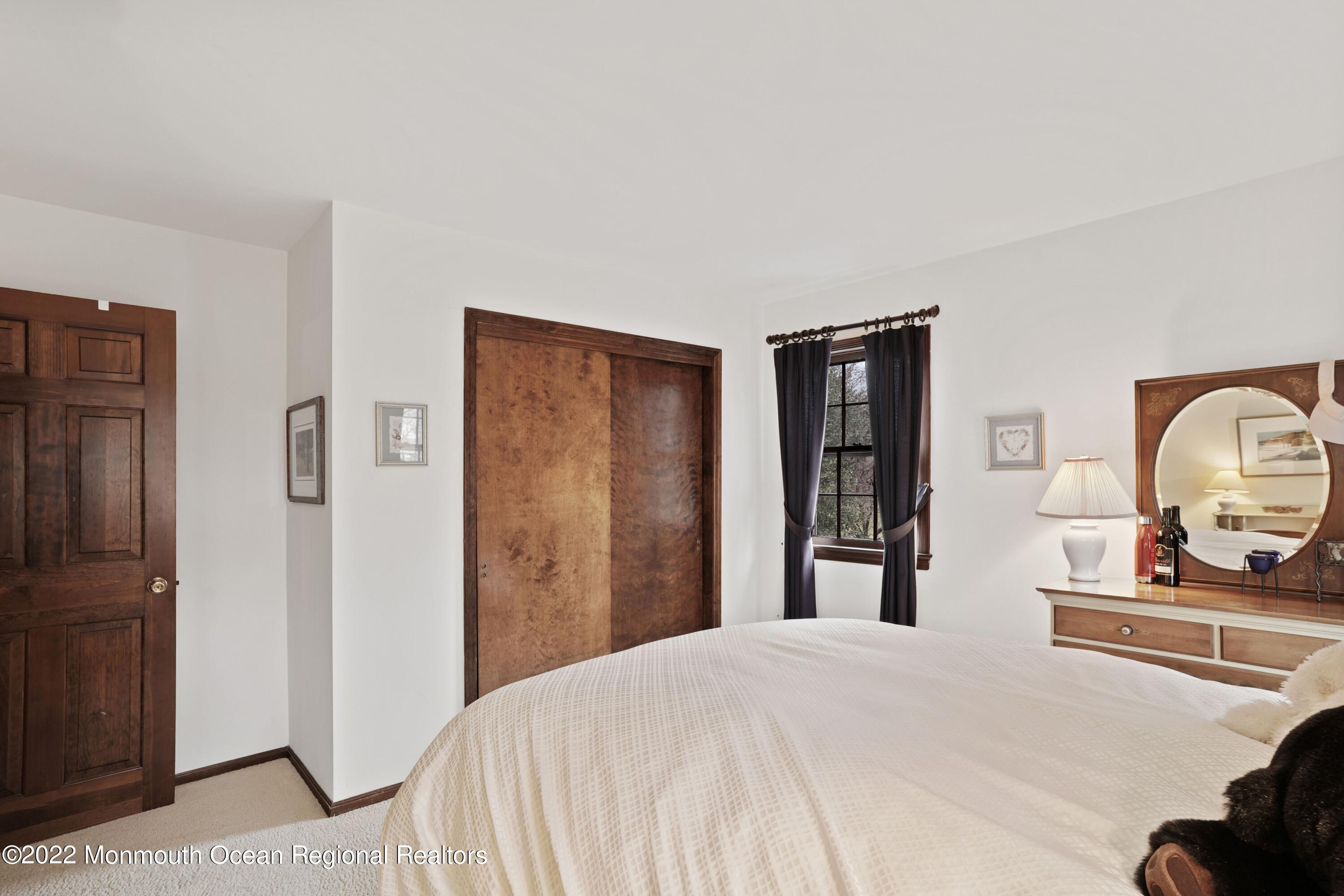 161 Hillyer Circle Middletown, NJ 07748 - Photo 40 of 64 71DF7130-5962-40FE-BEFE-C6BB29D130A6