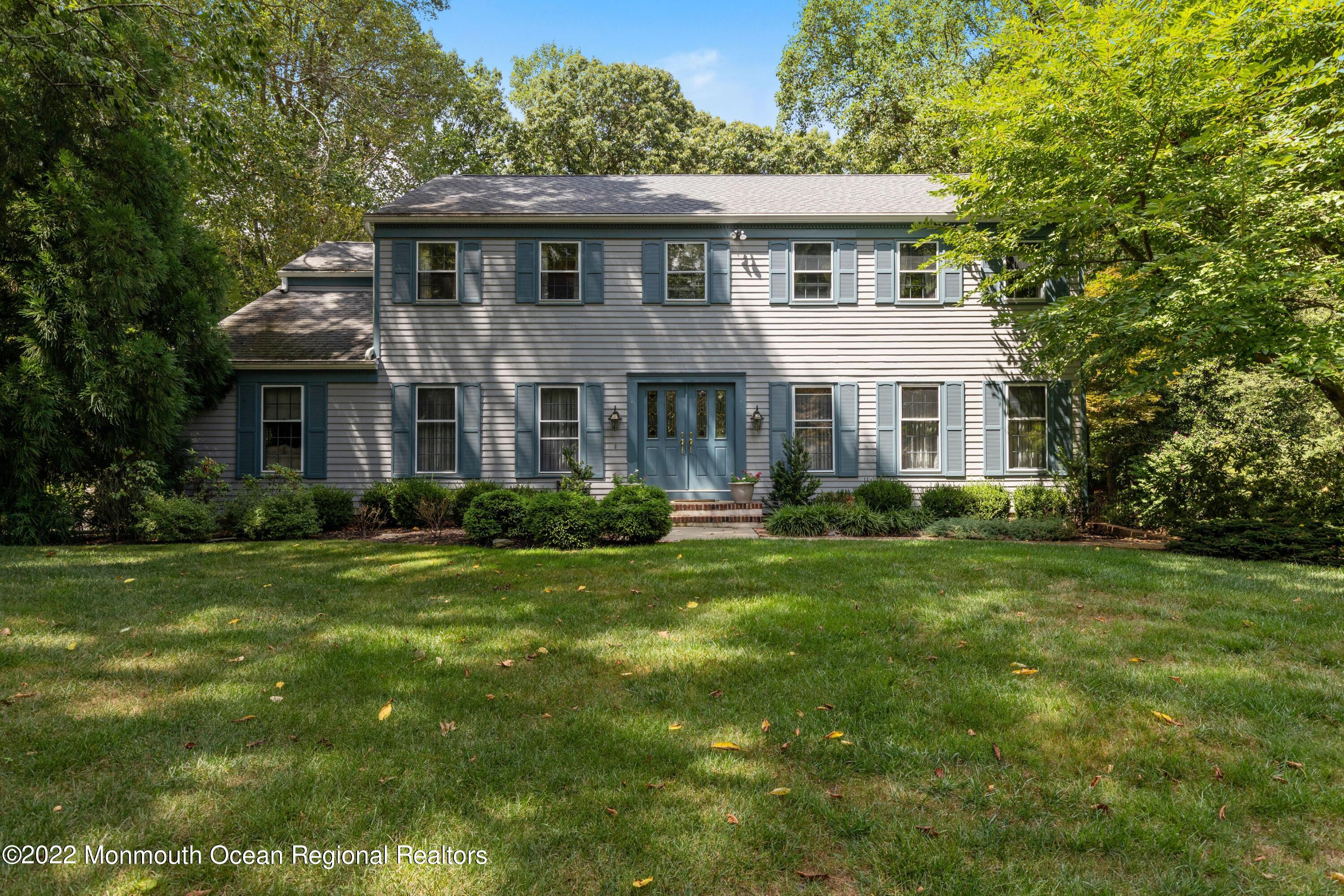 161 Hillyer Circle Middletown, NJ 07748 - Photo 5 of 64 546C1613-7D39-45BC-A615-0EB38C9C2E38