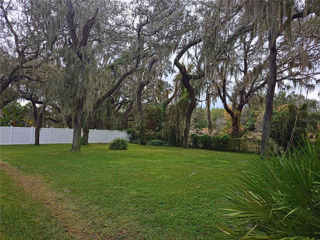 34041 Highland Road Leesburg, FL 34788 - Photo 23 of 33