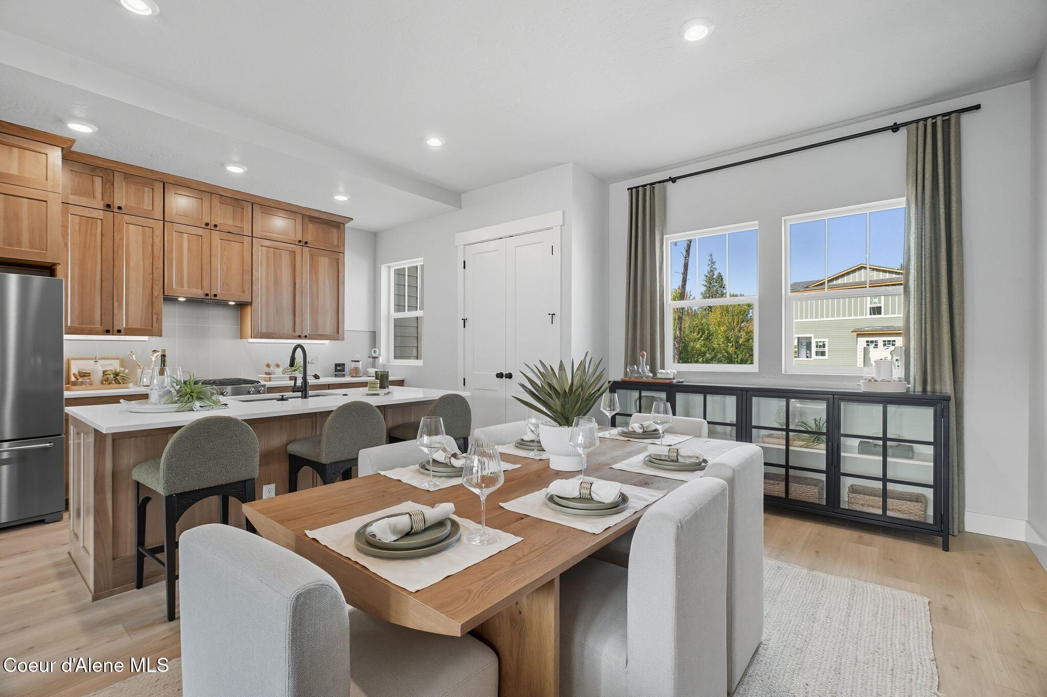 3222 North Grandmill Lane, Unit 102 Coeur D'Alene, ID 83814 - Photo 10 of 39 Dining Room