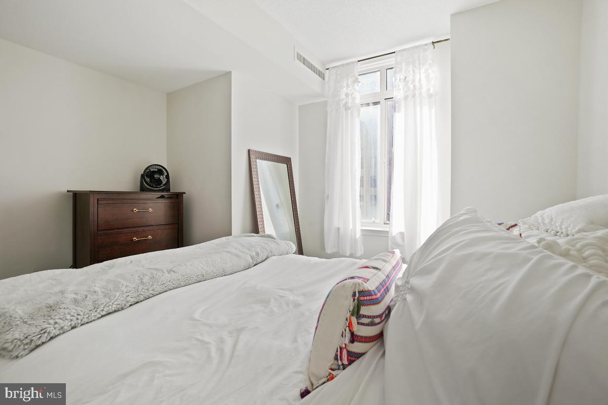 930 Wayne Avenue, Unit 404 Silver Spring, MD 20910 - Photo 23 of 47 Gallery Image 23